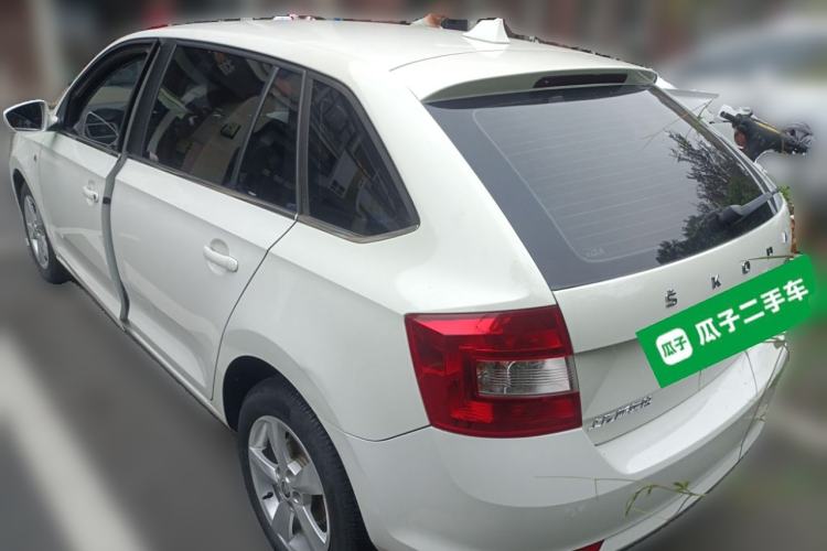 Used Skoda Rapid Spaceback 2016 Revised 1.6L Manual Chuanxing Edition
