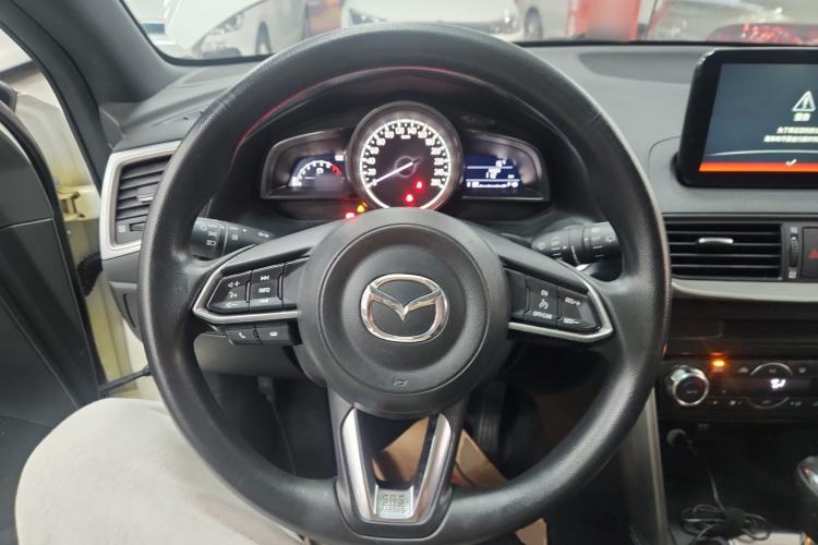 Used Mazda CX-4 2018 2.0L Automatic 2WD Blue Sky Exploration Edition China VI Standard
