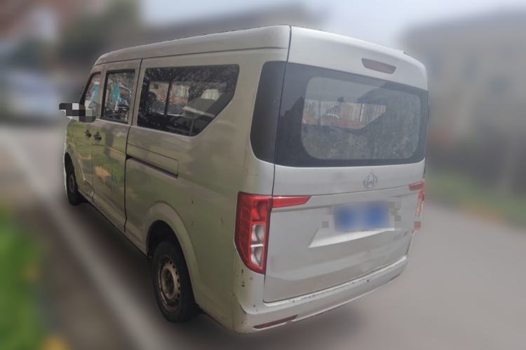 Used CHANGAN KUAYUE Xing V3 2023 1.5L Gasoline Standard Model 6-Seater Passenger Vehicle
