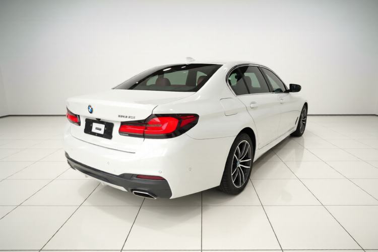 Used BMW 5 Series 2022 Restyled 525Li M Sport Package
