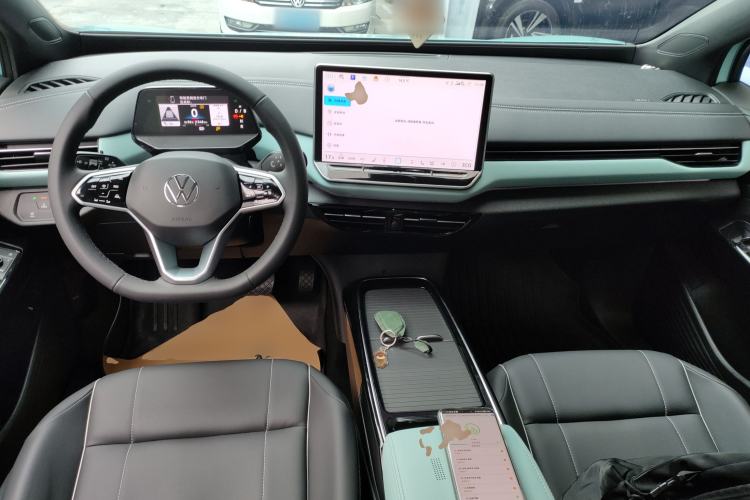 Used Volkswagen ID.4 X 2025 Smart Version Pure & Intelligent Enjoyment Edition
