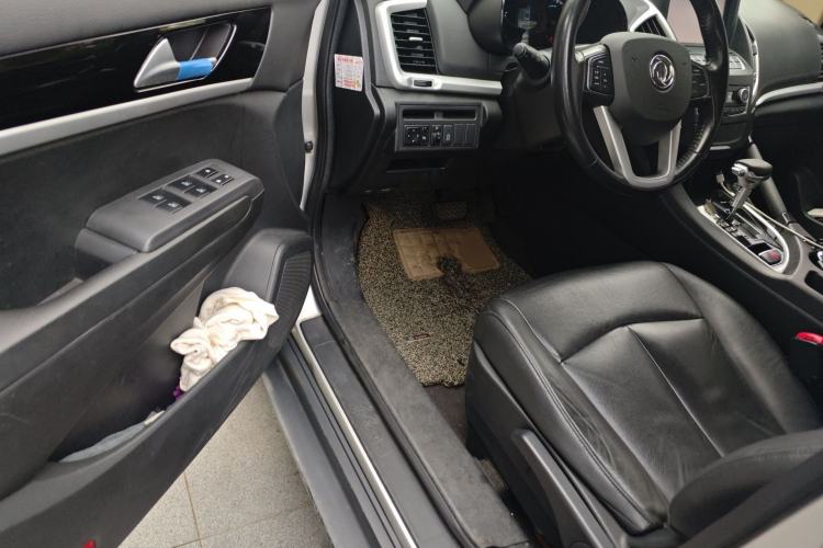 Used Dongfeng Aeolus AX7 2015 2.0L Automatic Zhiyi Trim
