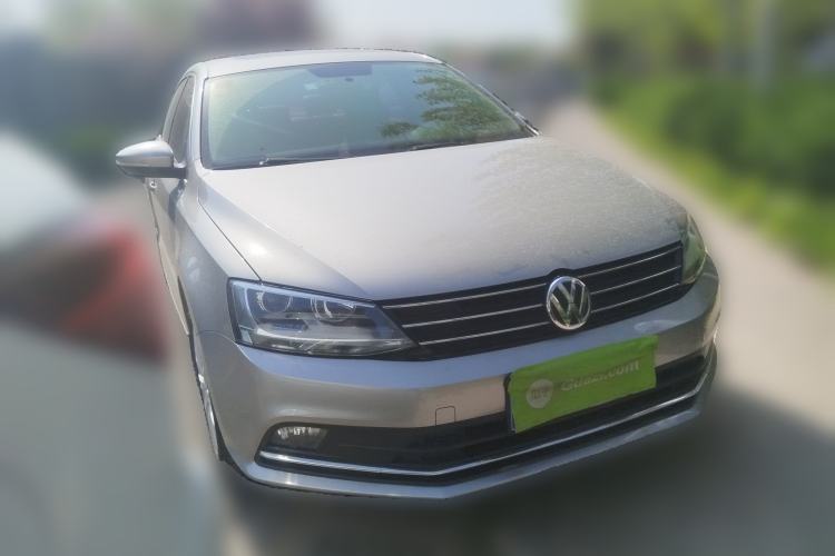 Used Volkswagen Sagitar 2015 230TSI Automatic Comfort Version
