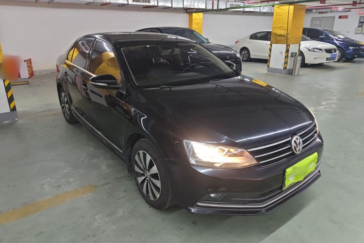 Used Volkswagen Sagitar 2017 1.6L Automatic Comfort Model
