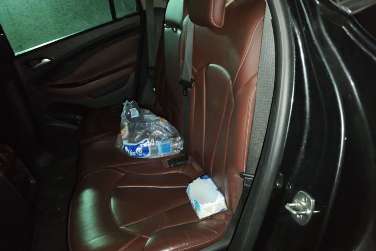 Used Buick Envision 2014 28T Four-Wheel Drive Elite Model Left Rear Seat