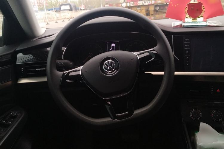 Used Volkswagen Passat 2019 280TSI Business Edition China VI Steering Wheel
