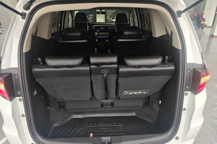 Used Honda Odyssey 2015 2.4L Smart Edition Trunk