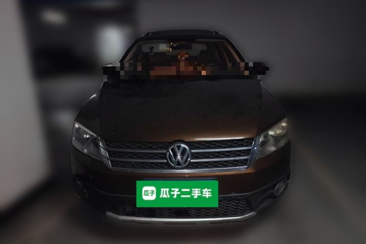 Used Volkswagen Cross Lavida 2014 1.4TSI DSG
