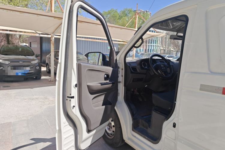 Used Dongfeng Yufeng EM26 2023 Standard Edition 41.472 kWh Henan Lithium Power Driver Seat