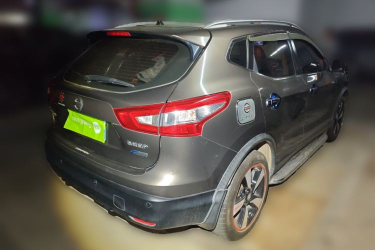 Used Nissan Qashqai 2016 2.0L CVT Luxury Edition Rear Right 45 Deg