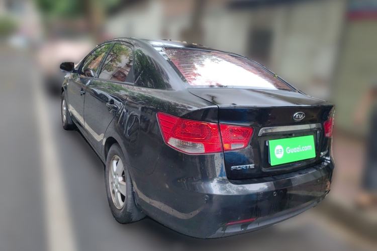 Used Kia Forte 2011 1.6L MT GL
