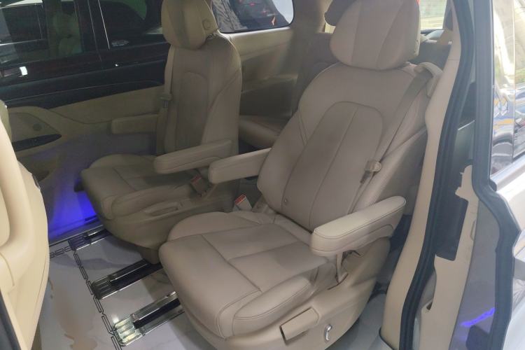 Used Buick GL8 2023 ES Lu Zun Deluxe Model
