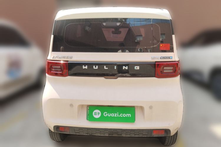 Used Wuling Hongguang MINIEV 2021 Macaron Fashion Model Lithium Iron Phosphate Rear