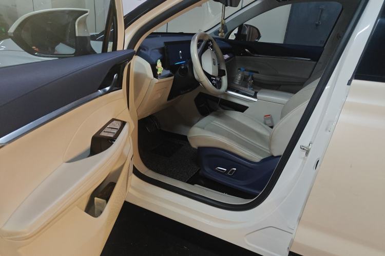Used Roewe Jing 2022 2.0T Orca Edition Interior 3