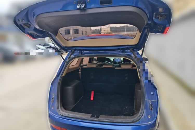 Used Baojun 310W 2017 1.5L Manual Fashion Model China V
