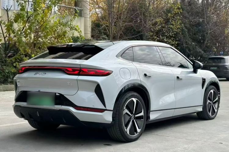 Used BYD Song L EV 2024 662 km Excellence Version
