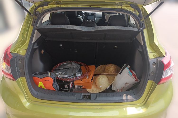 Used Nissan Tiida 2016 1.6L CVT Smart Drive Edition Trunk