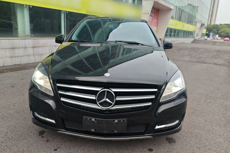 Used Mercedes-Benz R-Class 2017 R 320 4MATIC Business Edition Prestige Model Front