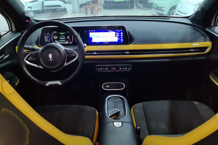 Used ORA Good Cat GT 2023 Mulan Edition 401km Prestige Version Center Console