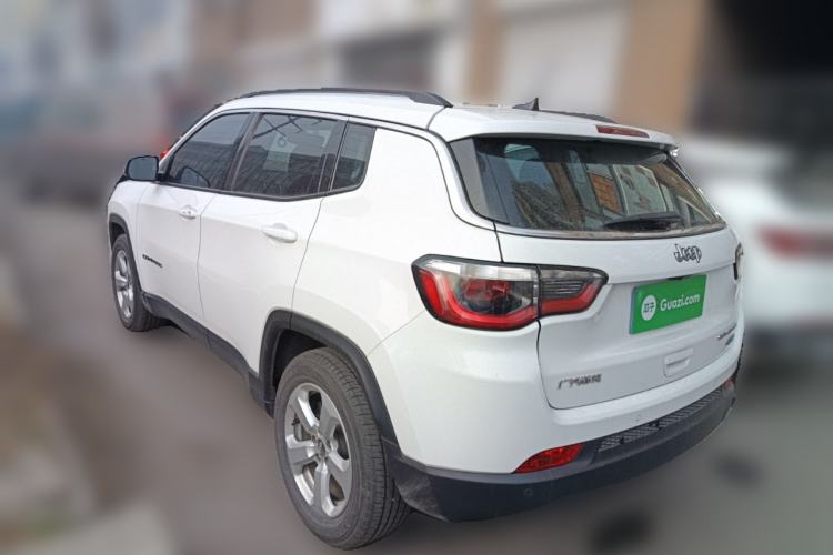 Used Jeep Compass 2017 200T Automatic Family Edition
