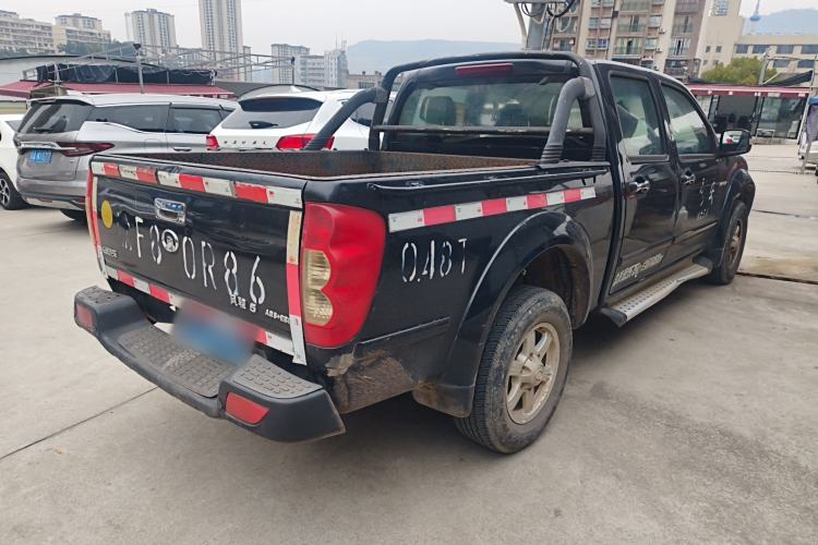 Used Great Wall Wingle 5 2013 2.8T European Version Two-Wheel Drive Elite Version Big Double-Cab GW2.8TC
