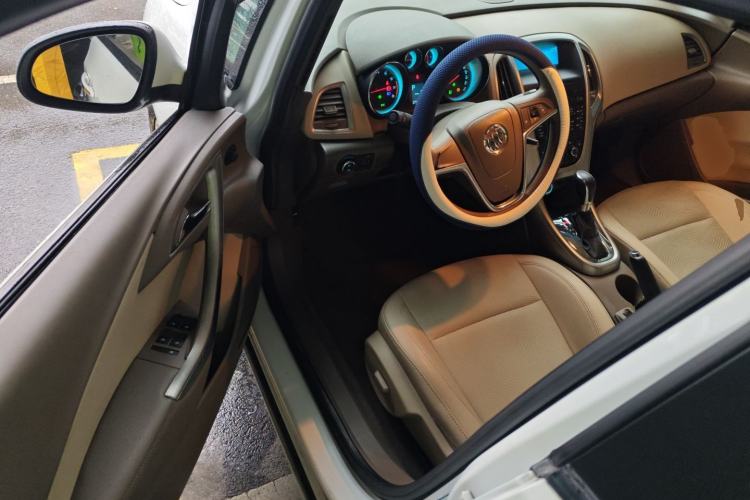 Used Buick GT 2013 GT 1.6L Automatic Fashion Edition