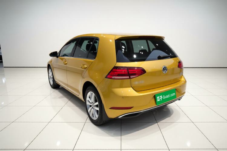 Used Volkswagen Golf 2018 180TSI Automatic Comfort Model
