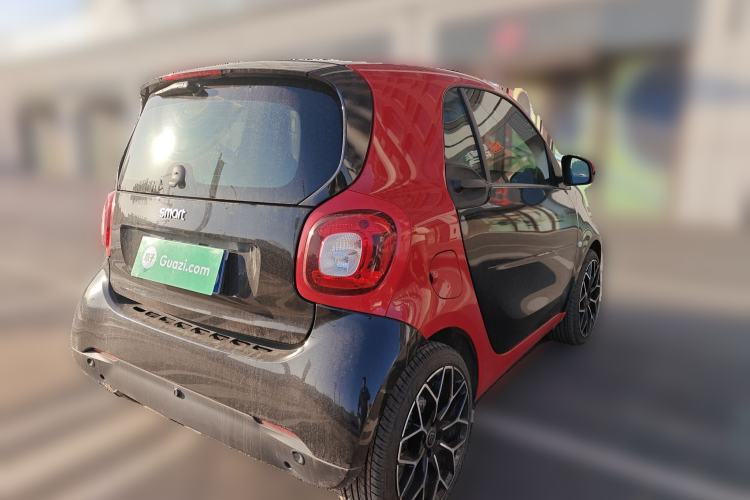 Used smart fortwo 2016 0.9T 66kW Hardtop Pioneer Edition
