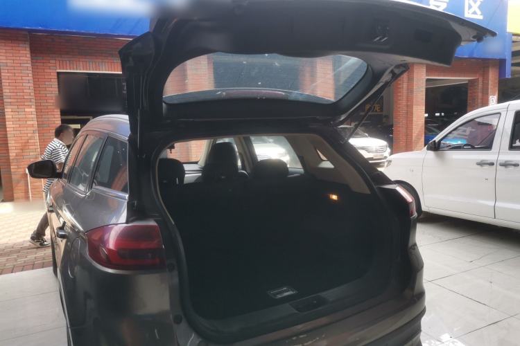 Used Geely Auto Emgrand X7 Sport 2018 1.8TD Automatic Two-Wheel Drive Smart Connect 4G Internet Edition