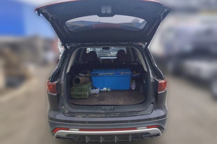 Used Sinotruk VGV U75PLUS 2021 2.0 TGDI Luxury Pro 7-Seater Trunk