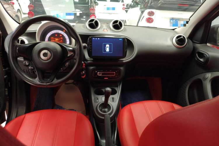 Used smart forfour 2016 1.0L 52 kW Dynamic Edition