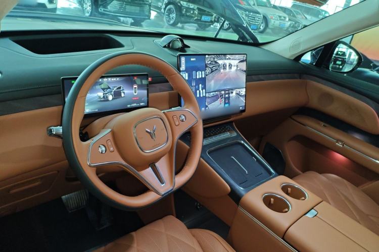 Used VOYAH Titan 2026 Model Max+ Center Console