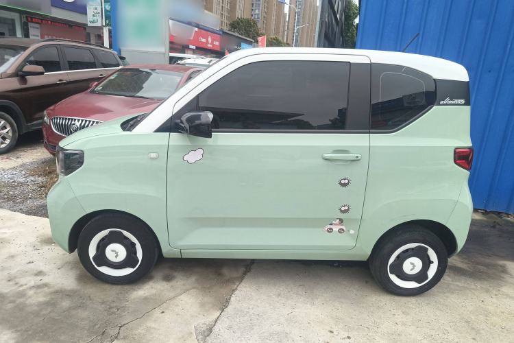 Used Wuling Hongguang MINIEV 2021 Macaron Premium Model – Lithium-NMC