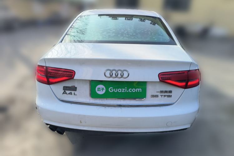 Used Audi A4L 

