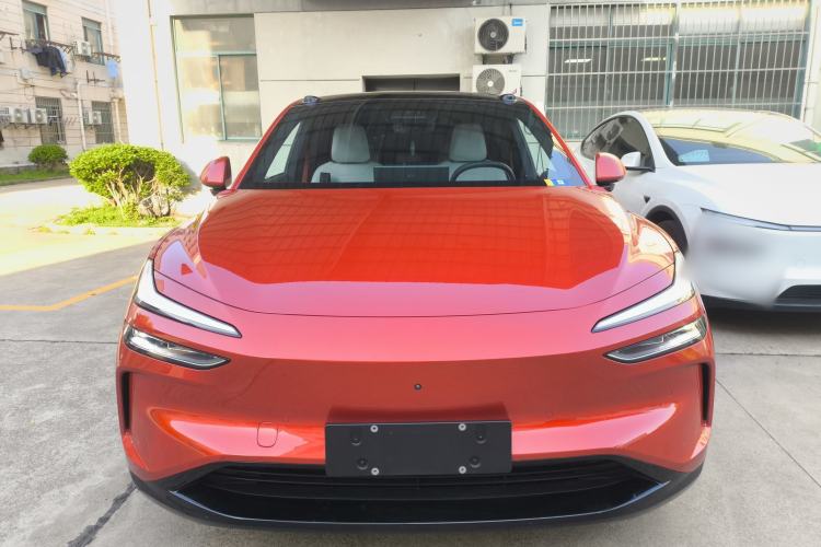 Used ONVO L60 2024 60 kWh Rear-Drive Version