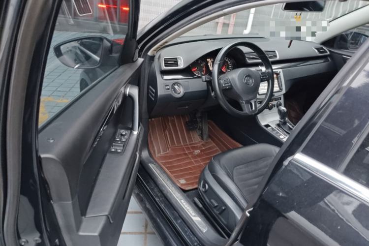 Used Volkswagen Magotan 2015 1.8TSI Luxury Model Driver Seat