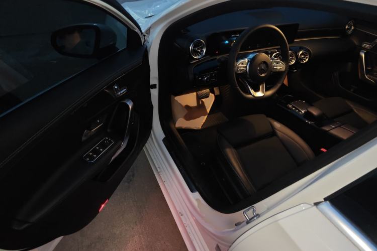 Used Mercedes-Benz A-Class 2021 A 200 L Sport Sedan Fashion Model
