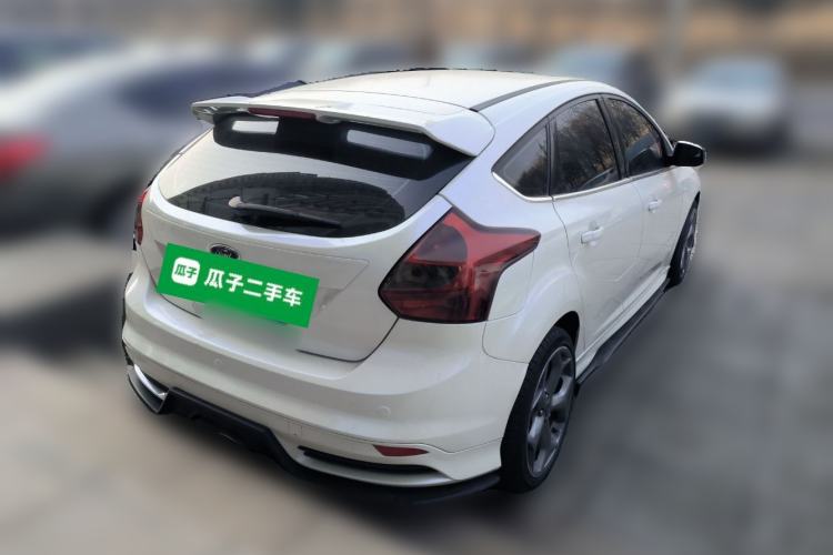 Used Ford Focus 2012 Hatchback 2.0L Automatic Luxury Sport Model
