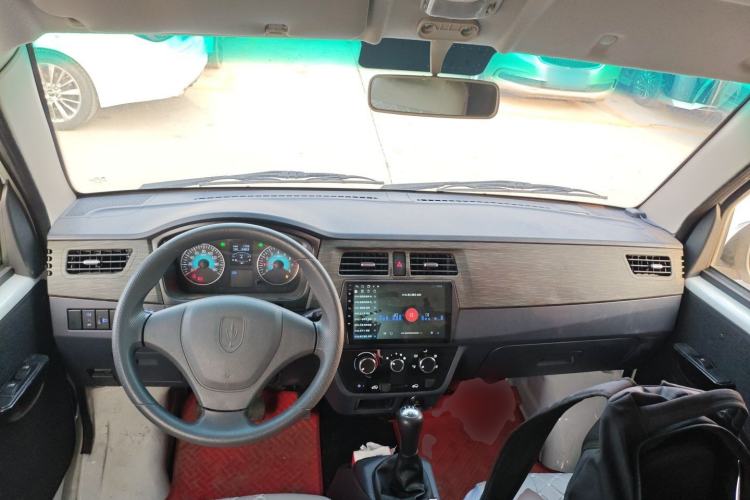 Used Jinbei Hiace X30 2023 1.5L Super-Comfortable Passenger Van 5/6/7-Seater Non-Air-Conditioned Version Model SWC15M