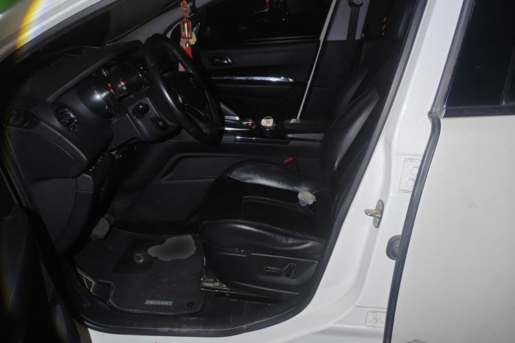 Used Peugeot 3008 2013 2.0L Automatic Trend Edition Left Front Seat