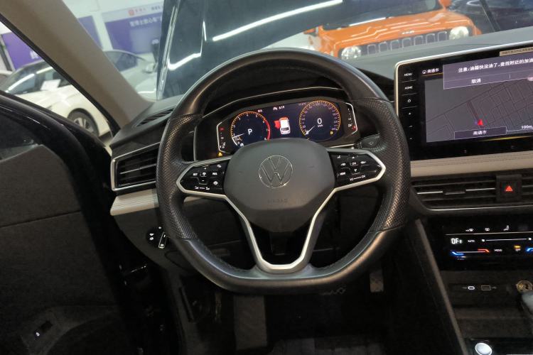 Used Volkswagen Tiguan L 2022 330TSI Automatic Two-Wheel Drive Smart Edition
