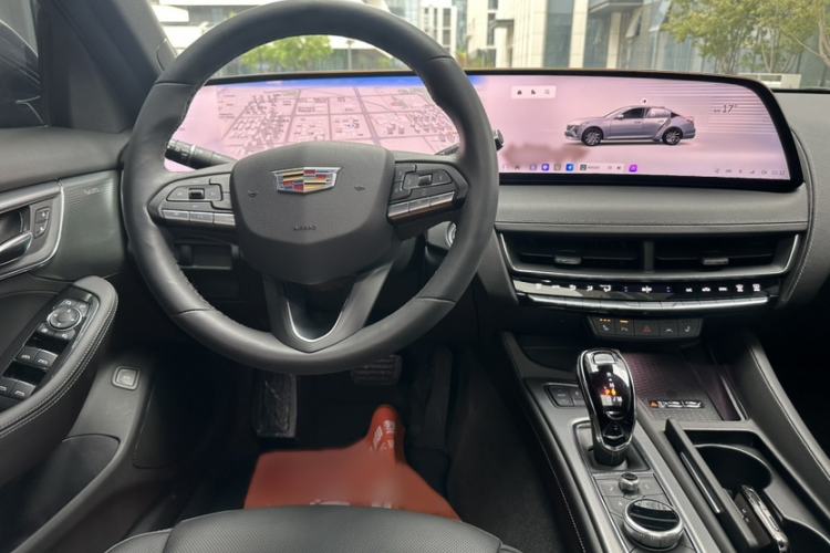 Used Cadillac CT5 2024 28T Luxury Pro Trim Interior 8