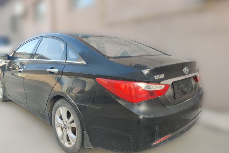 Used Hyundai Sonata 2011 2.0L Automatic Luxury Edition
