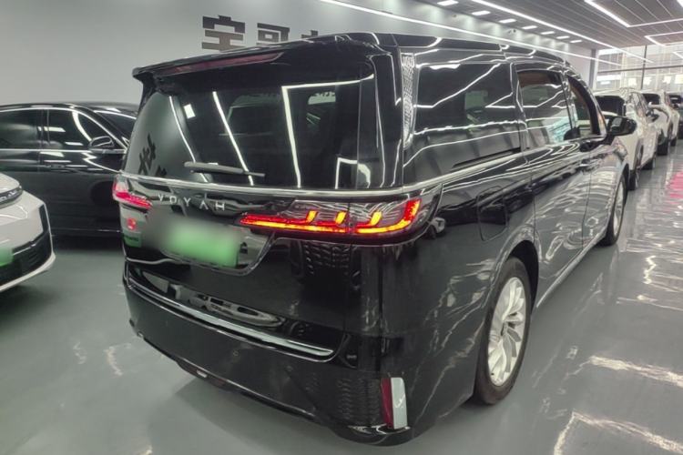 Used VOYAH Dream 2022 0-Emission Version Plus Intelligent Driving Package 475 km
