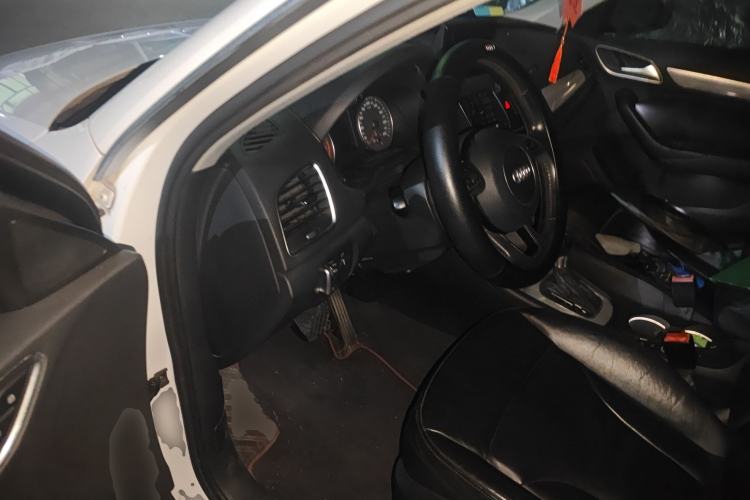 Used Audi Q3 2015 30 TFSI Comfort Model