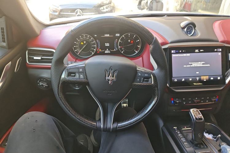 Used Maserati Ghibli 2021 2.0T Sharp Edition
