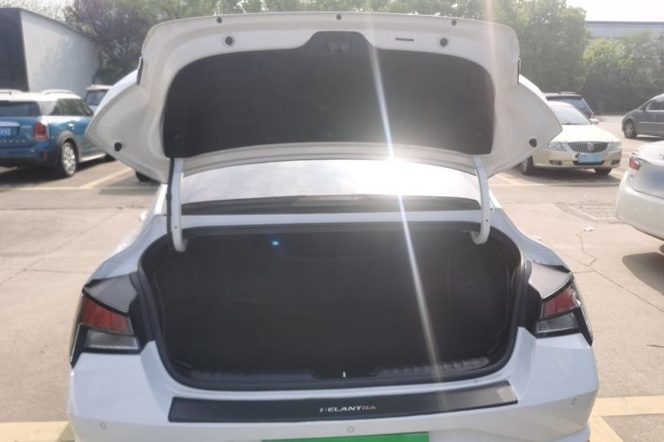 Used Hyundai Elantra 2021 1.5L CVT GLX Elite Edition