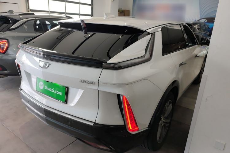 Used Cadillac LYRIQ 2024 Rear-Drive Standard Range Luxury Edition Rear Right 45 Deg