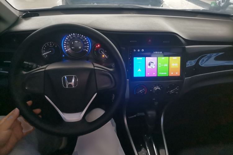 Used Honda Crider 2015 1.8L automatic comfort version
