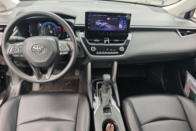 Used Toyota Corolla Cross 2023 2.0L Elite Edition Center Console